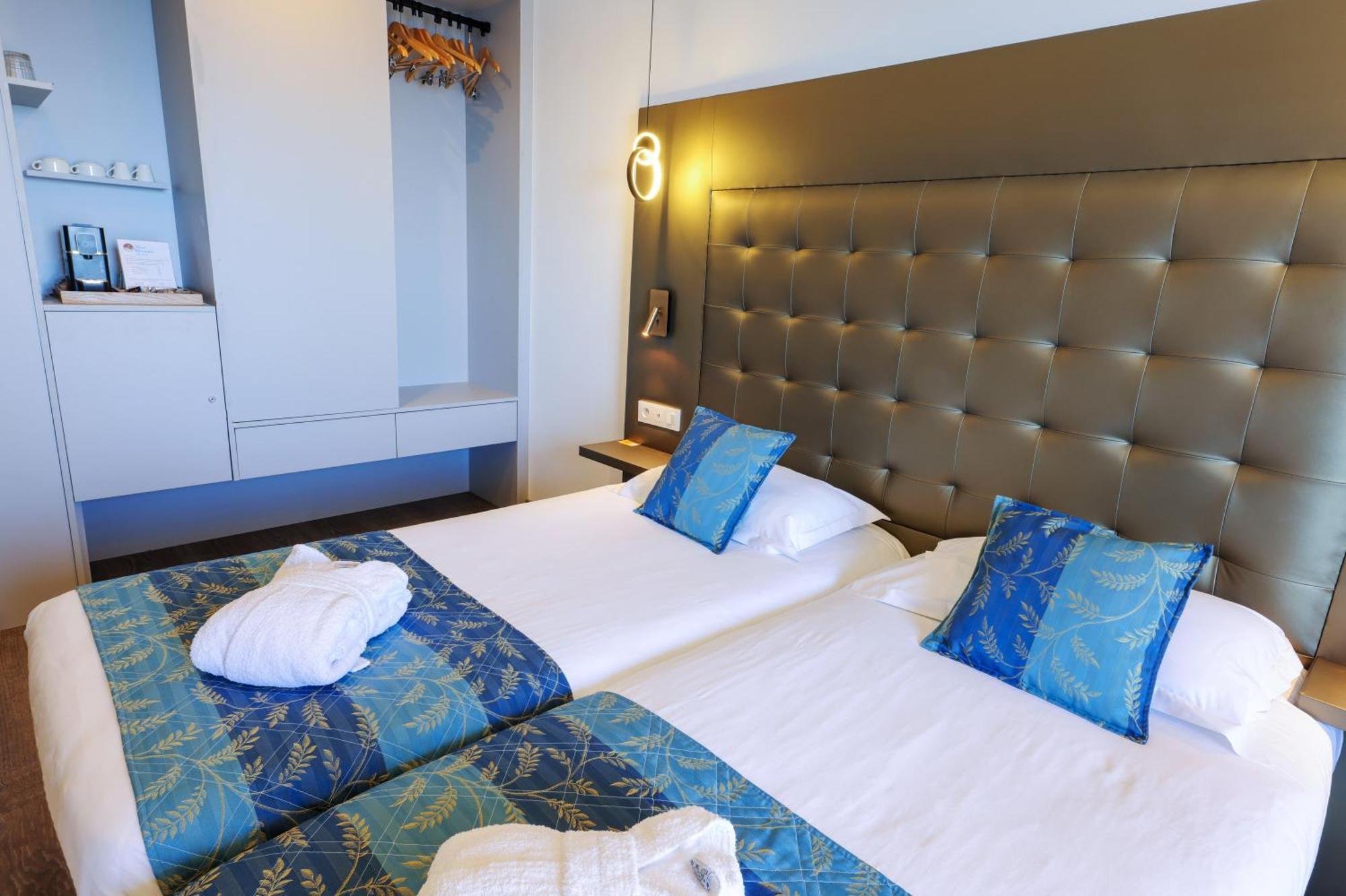 Hotel Saint Christophe Кальві Екстер'єр фото