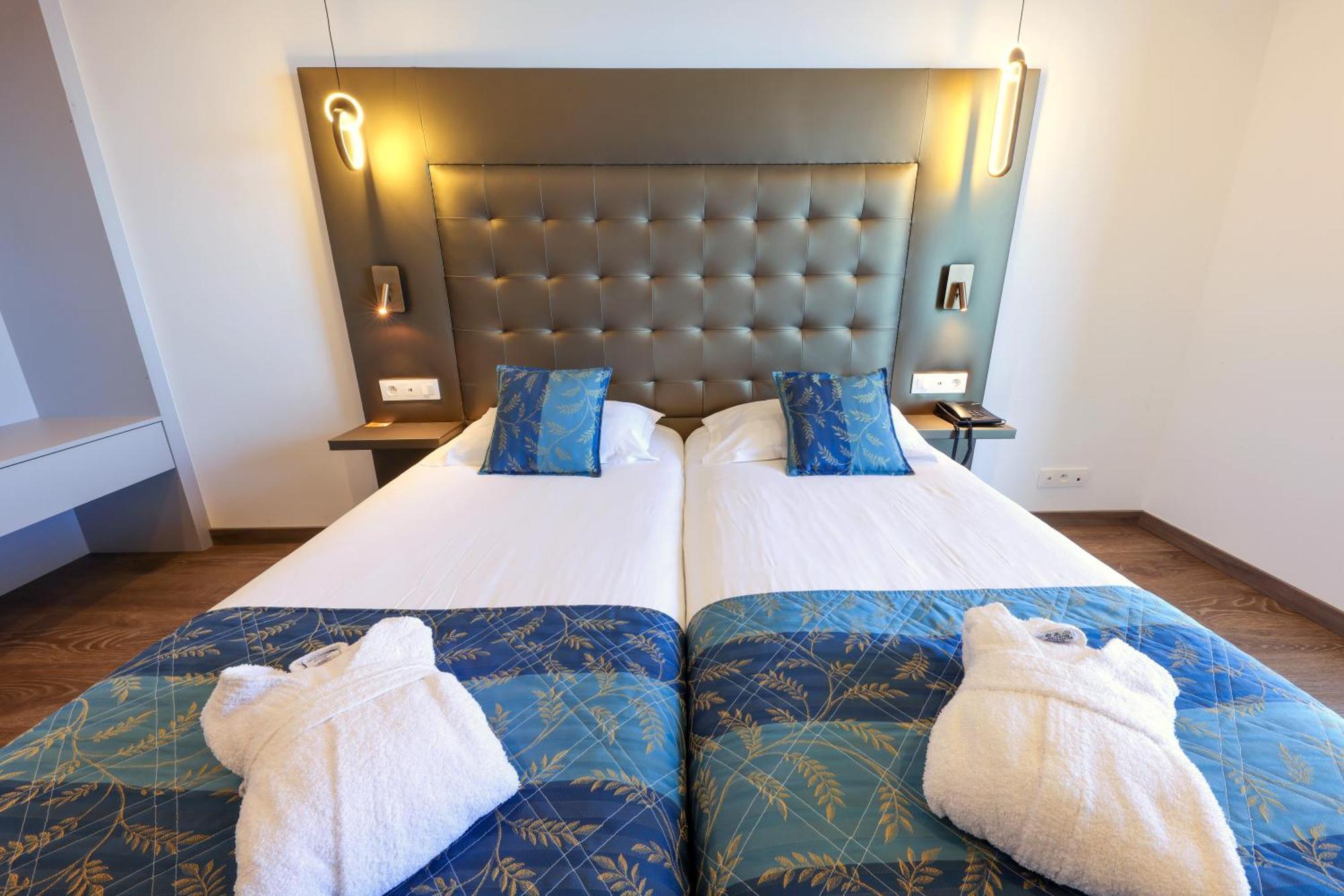 Hotel Saint Christophe Кальві Екстер'єр фото