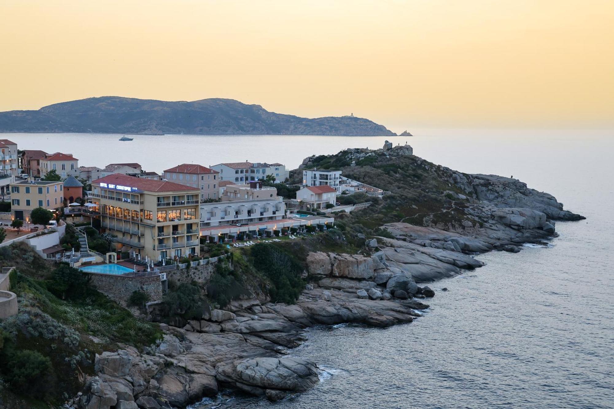 Hotel Saint Christophe Кальві Екстер'єр фото